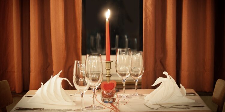 Creating An Intimate Anniversary Dinner Table: Tips For A Memorable Evening